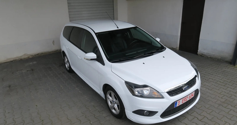 Ford Focus cena 17900 przebieg: 176000, rok produkcji 2010 z Cybinka małe 379